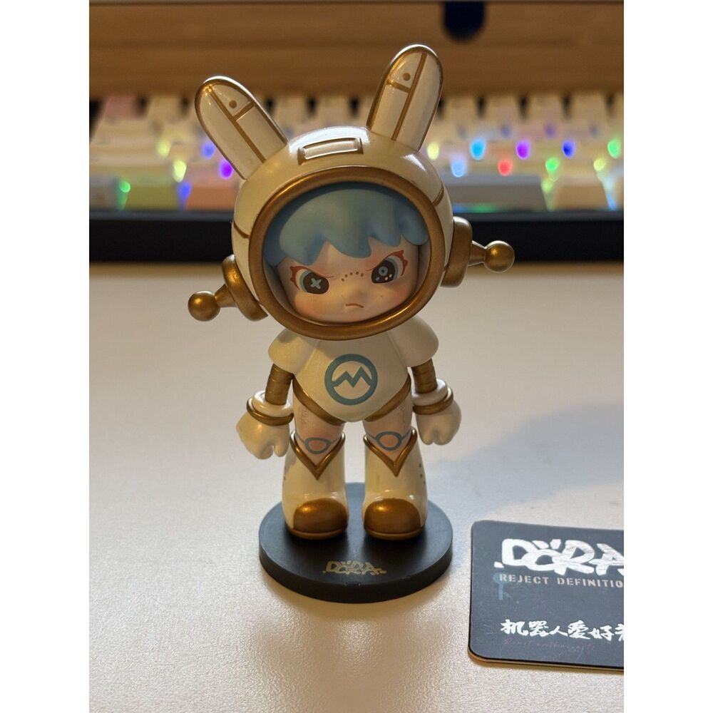 Dora TNTSpace Blind Box Confirmed - Reject Definition Robot Lover OUT OF PRINT 1